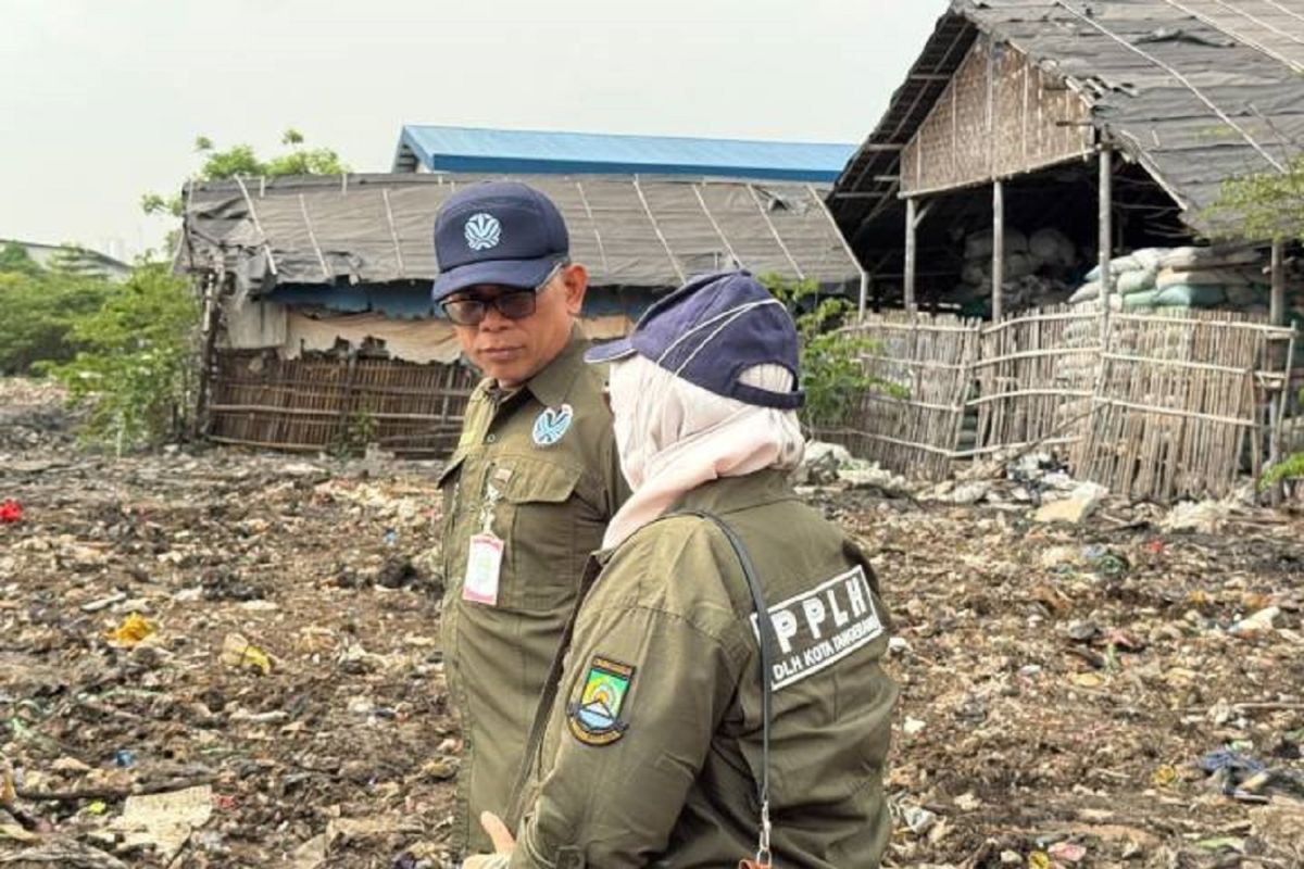 DLH Kota Tangerang Uji Sampel Tanah dan Air di Tiga TPS Ilegal yang Sudah Ditutup, Antisipasi Pencemaran Lingkungan