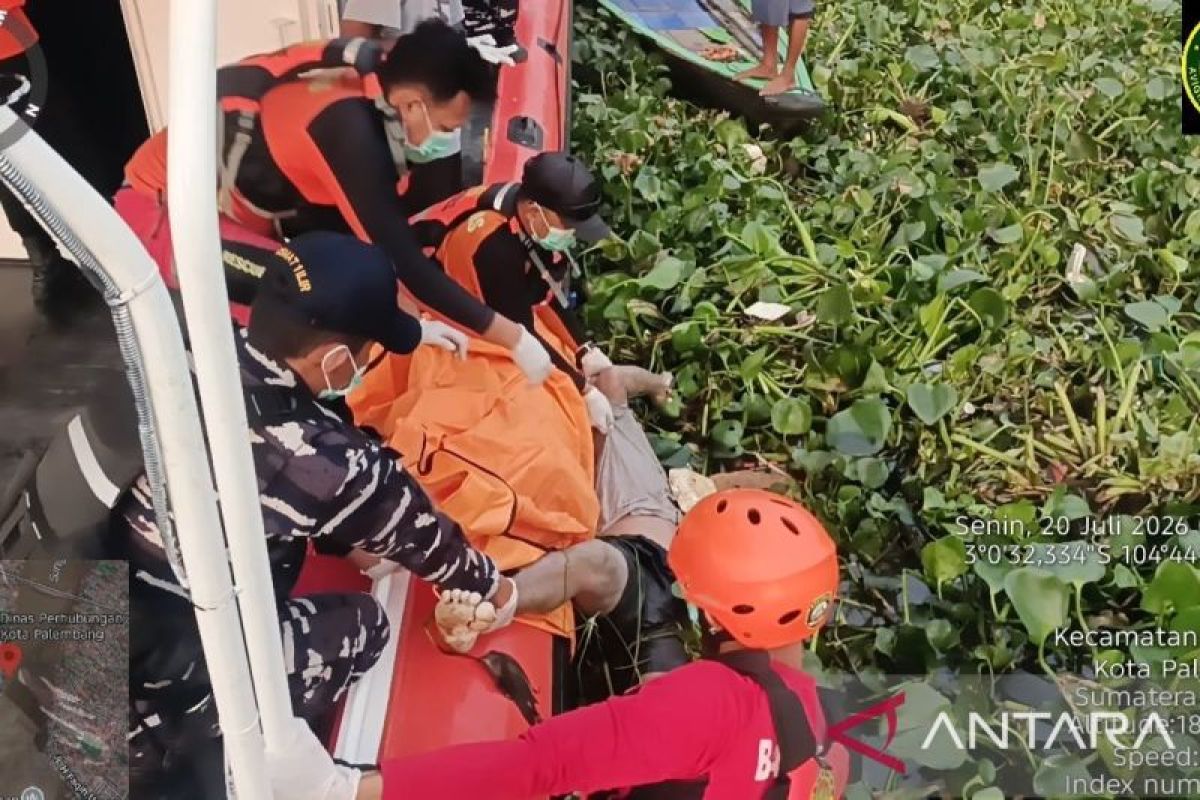Tim SAR Palembang Temukan ABK Jukung Putra Kelana yang Hilang di Sungai Musi, Jasad Tersangkut Eceng Gondok