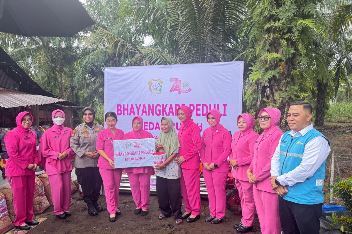 Bhayangkari Sumbar dan PLN Survei Program Bedah Rumah serta Bantuan Listrik Gratis di Padang Pariaman