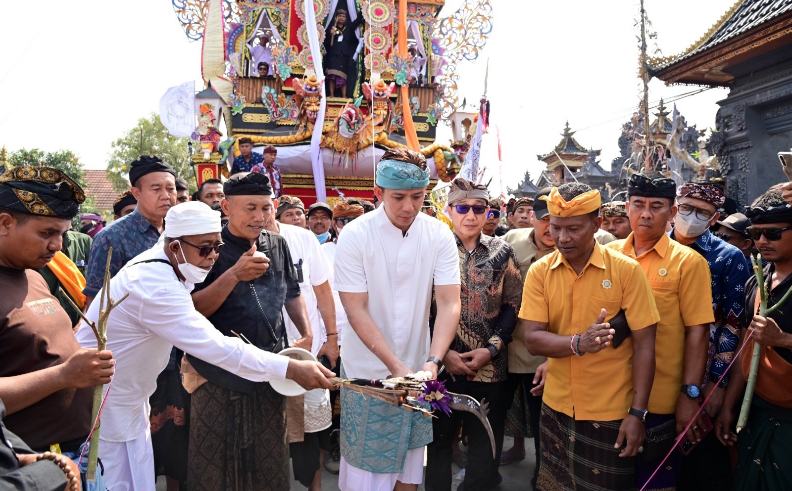 Ngaben Massal Balinuraga Lampung Selatan Diikuti 270 Sawa, Ribuan Pengunjung Putar Roda Ekonomi Desa