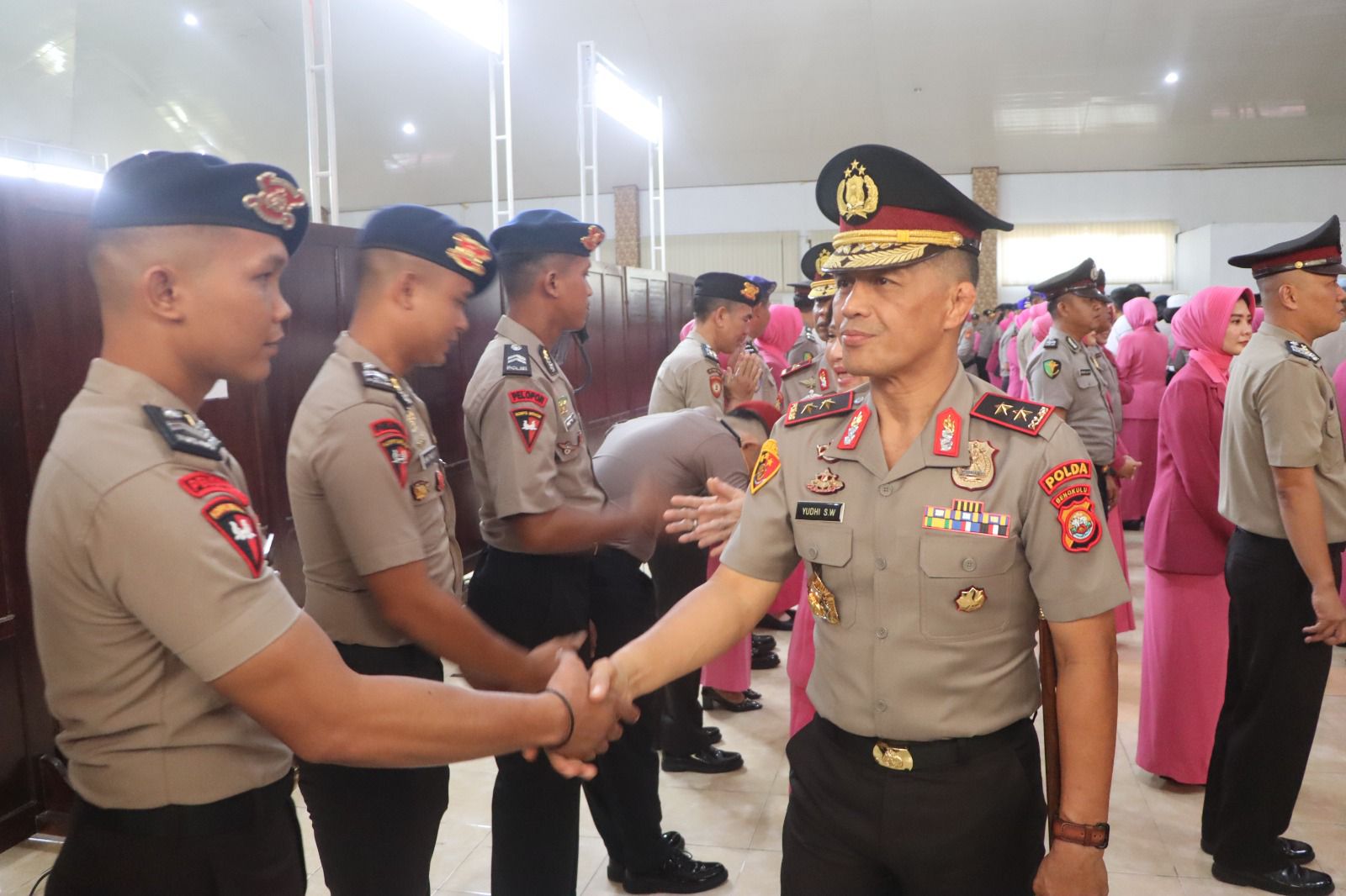 510 Personel Polri dan 46 PNS Polri di Polda Bengkulu Naik Pangkat Periode 1 Juli 2026, Kapolda Pimpin Langsung Upacara