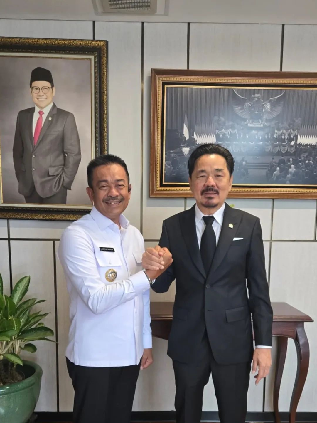 Bupati Mandailing Natal Temui Pemilik Lion Air Rusdi Kirana, Sepakati Dua Rute Penerbangan Baru dari Bandara Bukit Malintang