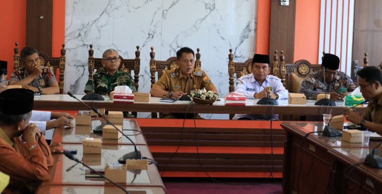 Pemkot Pariaman Gelar Salat Idul Adha di Halaman Balaikota, 979 Hewan Kurban Dinyatakan Sehat