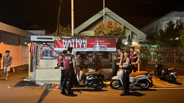 Polres Ternate Patroli Dialogis ke 3 Kelurahan di Ternate Utara, Imbau Warga Manfaatkan Call Center 110