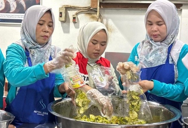Enam Ibu Rumah Tangga di Jambi Ikuti Pelatihan Olahan Singkong dan Ubi ke Padang, Targetkan Dua Produk Unggulan Baru