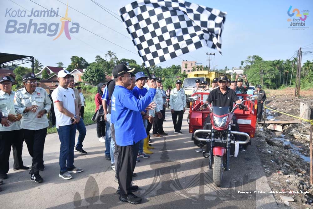 Wali Kota Jambi Tutup Tiga TPS di Pinggir Jalan Protokol, Sampah Rumah Tangga Kini Diangkut Bentor Lewat Program OPBM