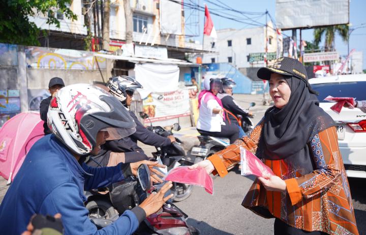 10 Ribu Bendera Merah Putih Dibagikan Pemkot Bandar Lampung, Eva Dwiana: Pasang di Rumah dan Tempat Usaha