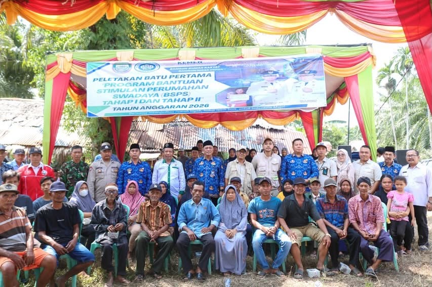 Dimulai dari Sidomulyo, Sekda Seluma Awali Program BSPS 2026 untuk Bantu Warga Perbaiki Rumah Tak Layak Huni