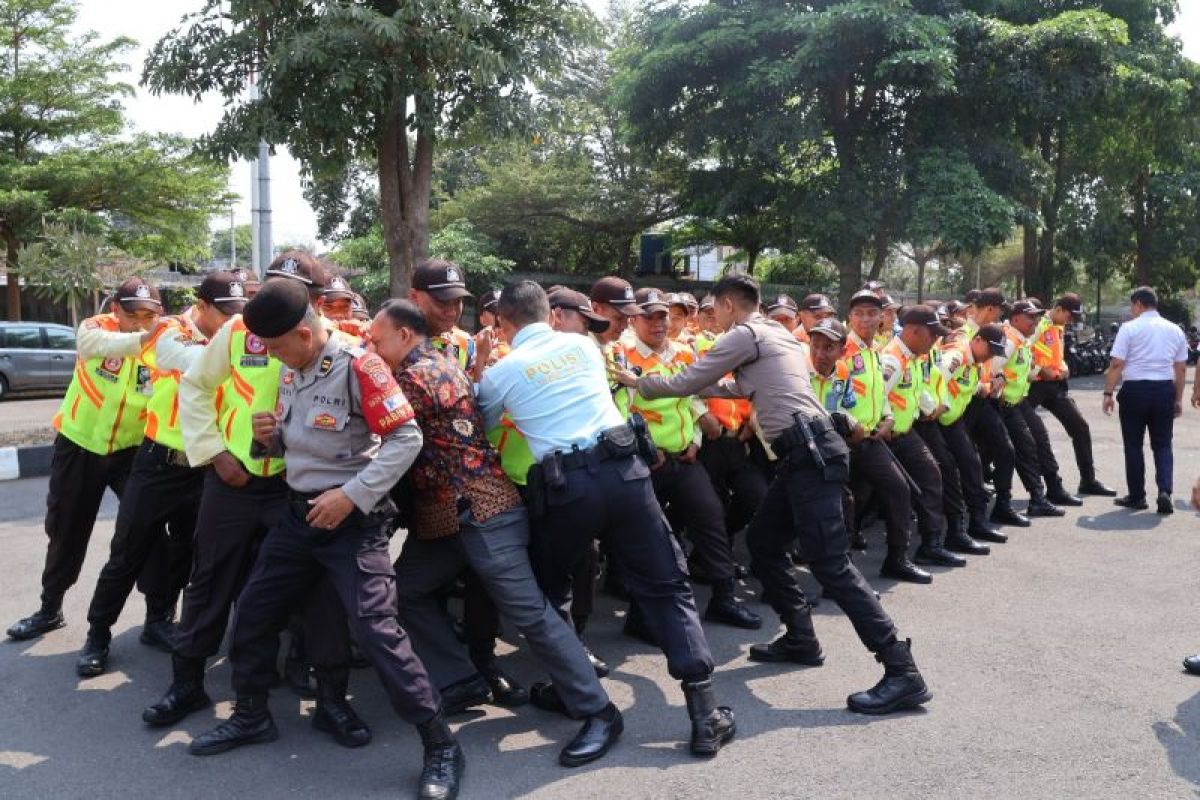 Daop 6 Yogyakarta Latih Petugas Keamanan Tangani Huru-Hara di Pusdalopka, Gandeng Ditpamobvit Polda DIY