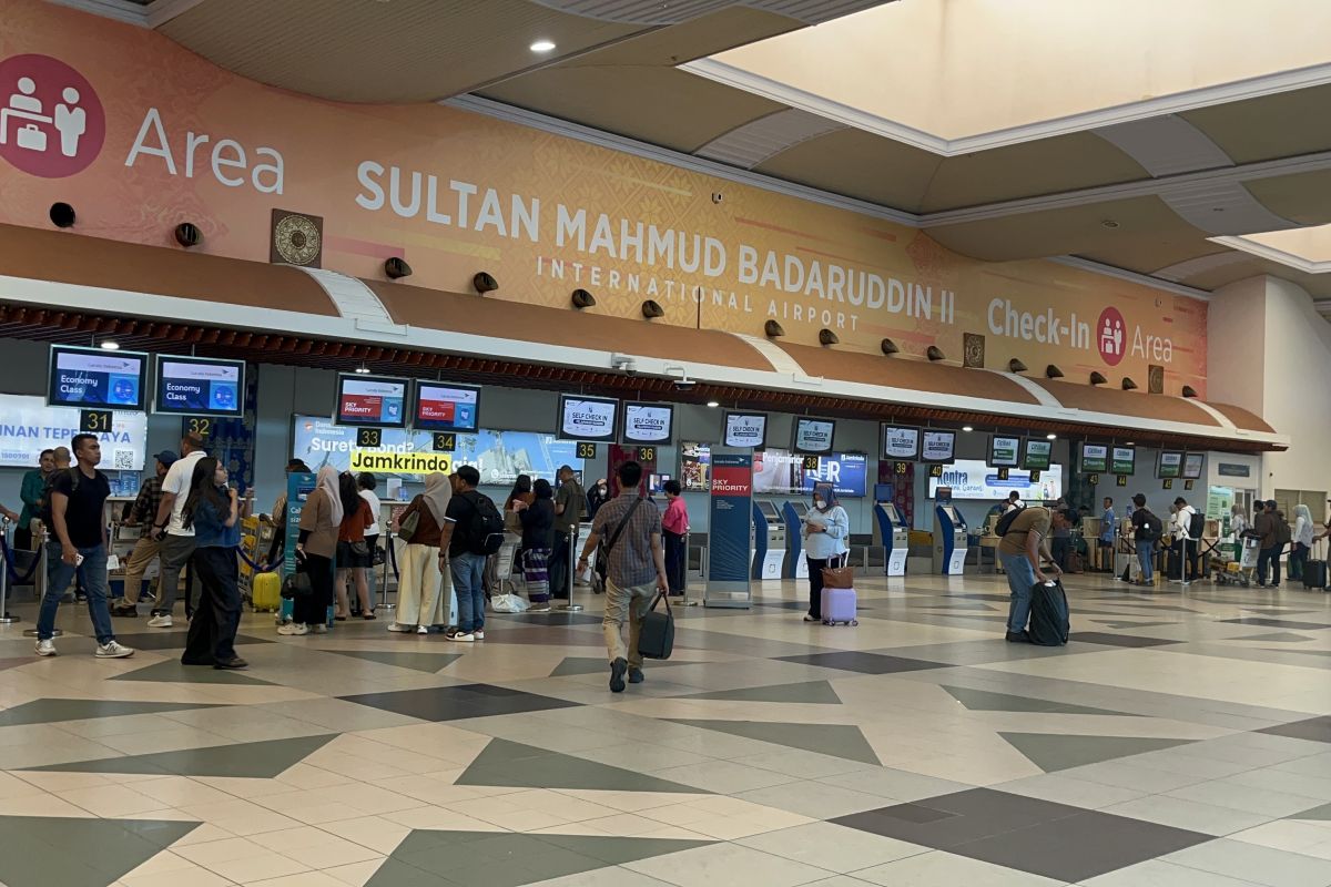 Bandara SMB II Palembang Catat 18 Penerbangan Terdampak Kabut Asap, Jarak Pandang 600 Meter