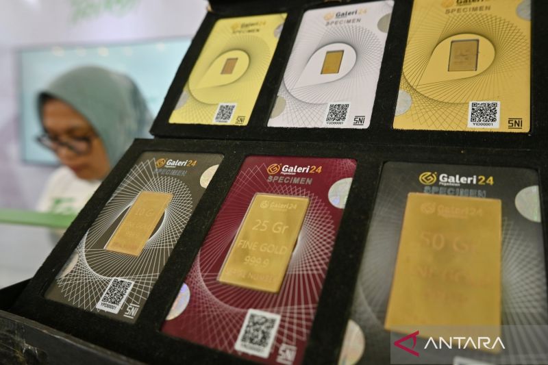 Harga Emas di Pegadaian Kompak Turun Rabu Ini, Antam dan UBS Kini Rp 2,7 Jutaan per Gram