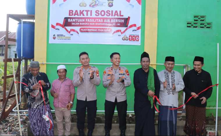 Polres Mempawah Resmikan Sumur Bor di TPQ Nurul Islami Sungai Pinyuh, Atasi Air Bau Karat Jelang Hari Bhayangkara