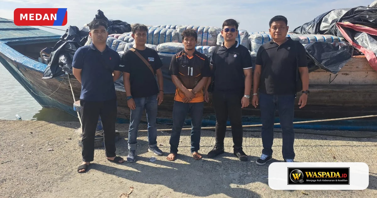 Kodaeral I dan Bea Cukai Gagalkan 400 Koli Pakaian Bekas Ilegal dari Malaysia di Perairan Karang Gading