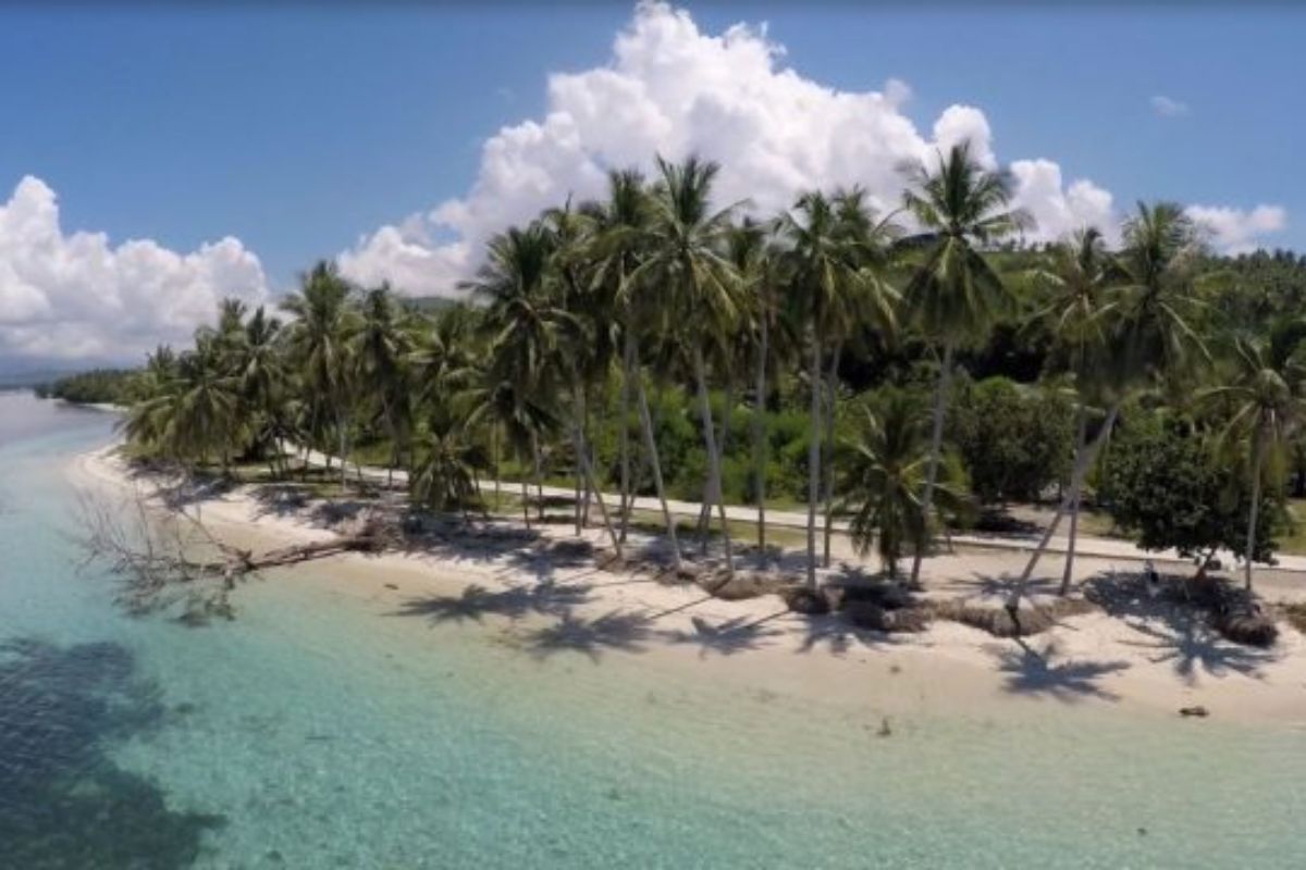 Pesona Bahari Sulawesi Barat, dari Karampuang hingga Kepulauan Polewali