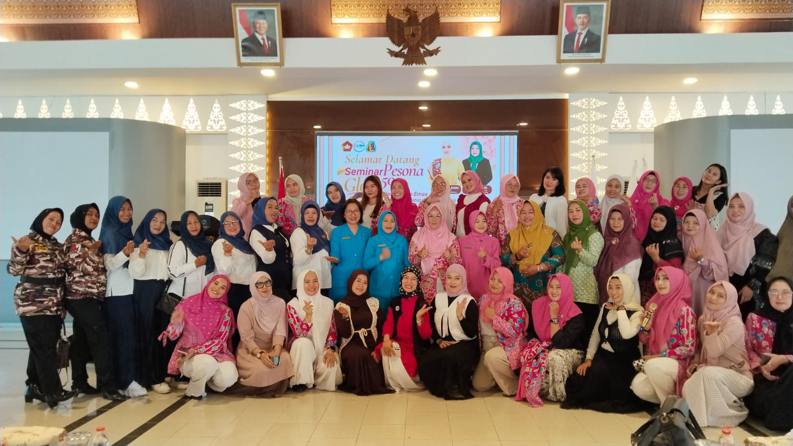 BKOW dan Ibu Muda Berkarya Babel Bekali Perempuan Usia Emas Perawatan Diri di Gedung Mahligai