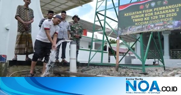 Sumur Bor TMMD ke-129 di Pidie Keluar Debit Air Melimpah, Warga Gampong Lhok Panah Kini Punya Akses Air Bersih