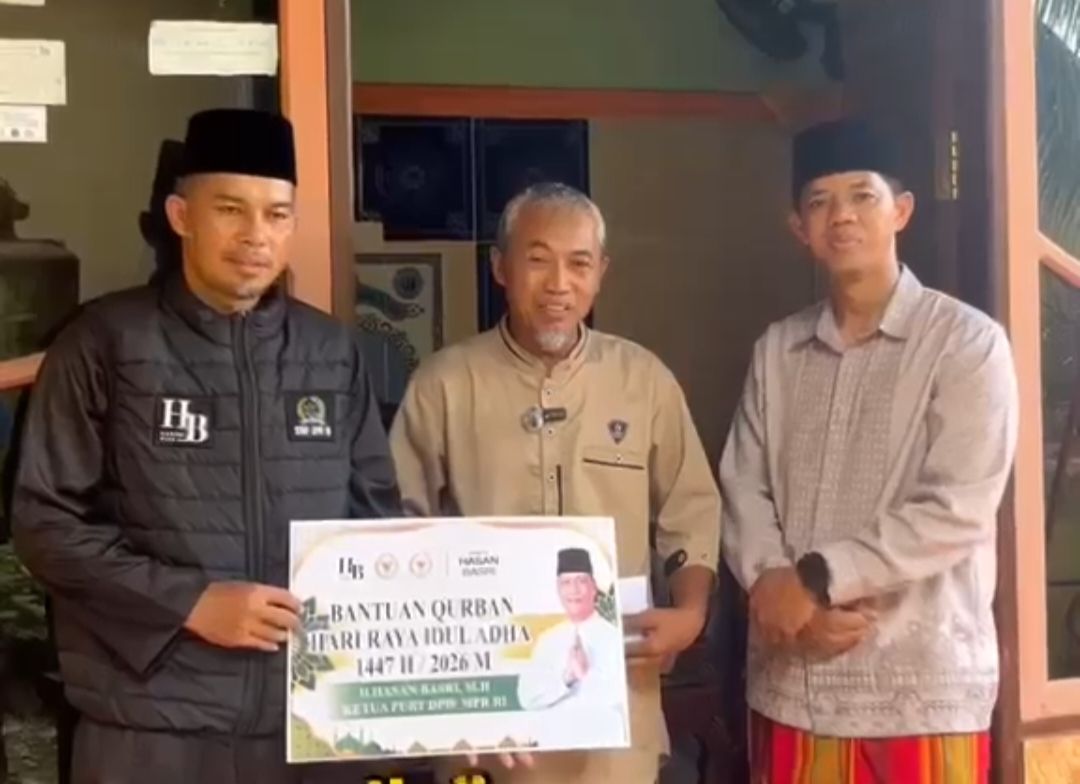 Ketua PURT DPD RI Hasan Basri Salurkan Puluhan Hewan Kurban ke Masjid dan Warga di Malinau, Tarakan, dan Tana Tidung