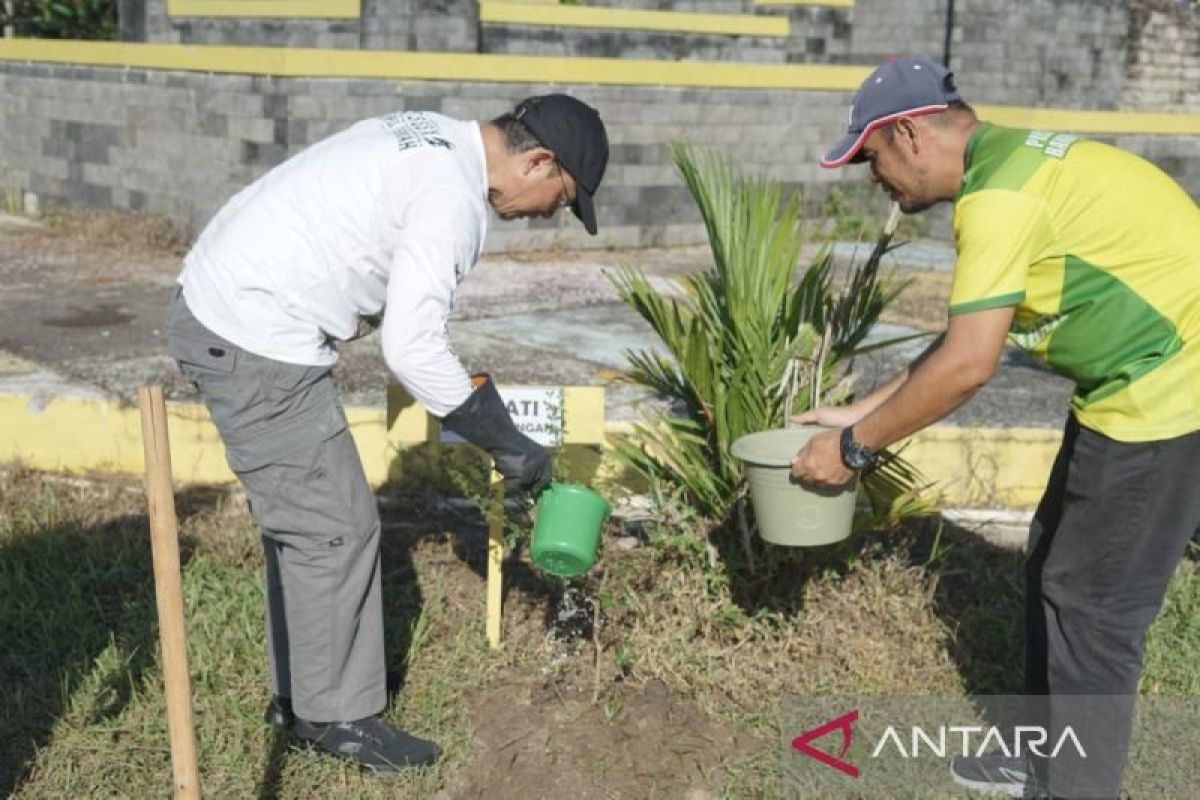 Peringati Hari Lingkungan Hidup, Pemkab Bangka Tengah Gelar Aksi Tanam Pohon dan Edukasi Kurangi Sampah Plastik di Koba