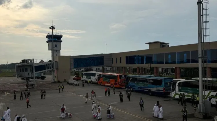 Bandara SMB II Palembang Rampungkan Pemberangkatan 16 Kloter Haji 2026, Fokus Kini ke Pemulangan Jamaah