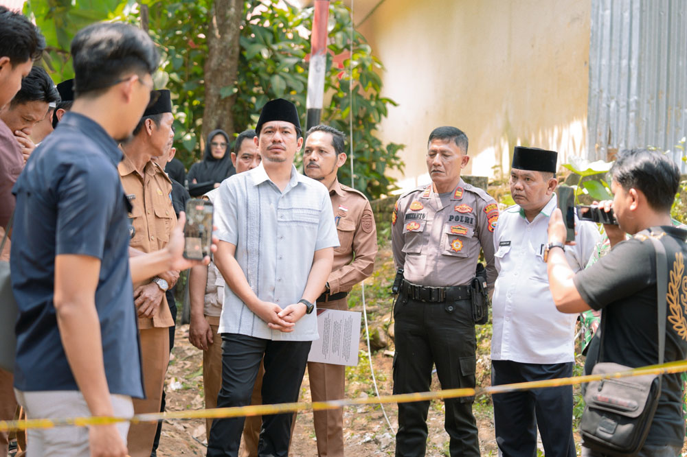 Bupati Bengkulu Utara Sambangi Korban Kebakaran Maut di Arga Makmur, Pasutri dan Janin 6 Bulan Meninggal