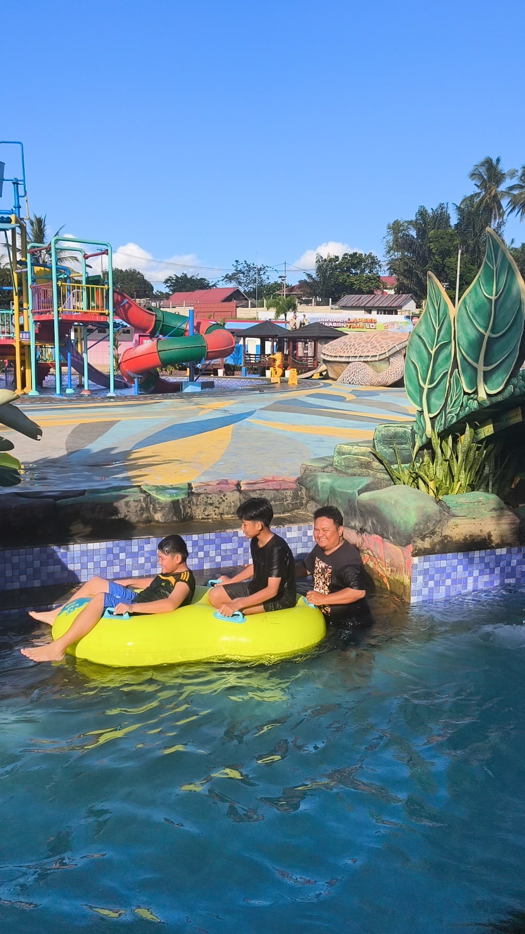 Tirta Amerta Waterpark di Depan UNIB Bengkulu Jadi Pilihan Liburan Keluarga, Ada Wahana Perosotan dan Sungai Buatan