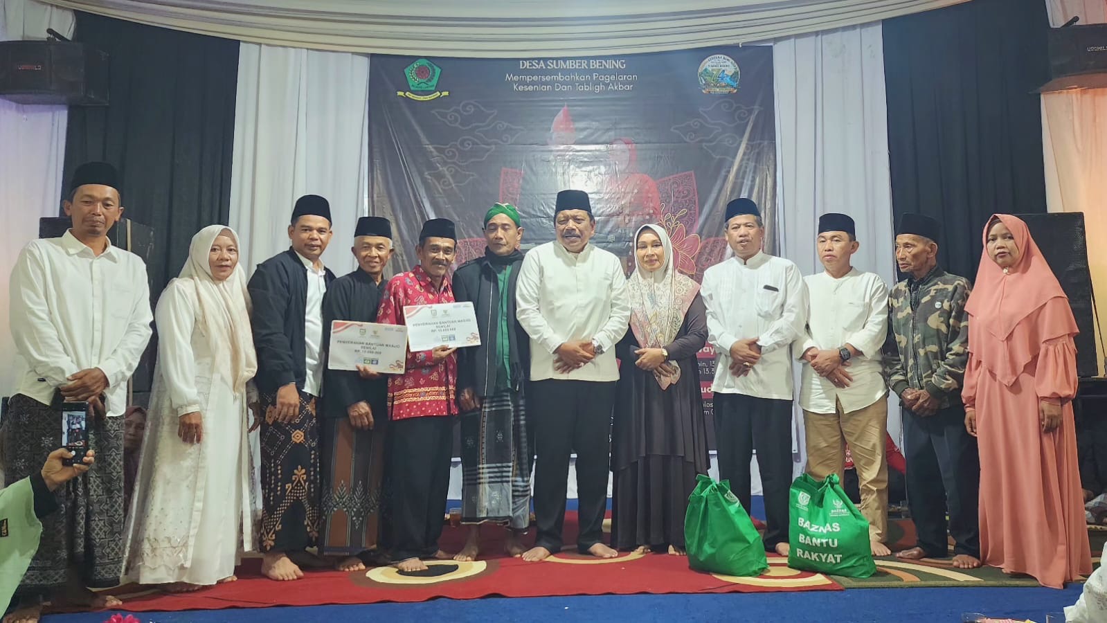 Wagub Bengkulu Mian Hadiri HUT Ke-74 Desa Sumber Bening, Komitmen Tuntaskan Jalan Kepahiang-Bengko Sebelum Masa Jabatan Berakhir