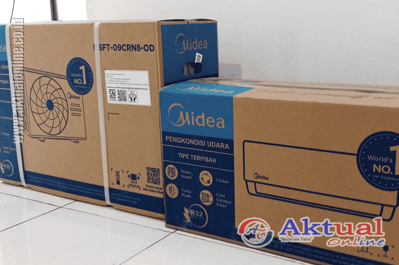 Utusan Jewel Garden Antarkan AC ke Kantor Redaksi Aktual Online di Medan, Disebut untuk Mendinginkan Berita Panas