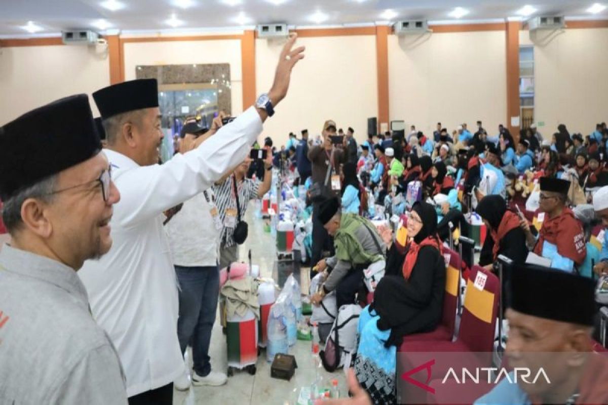 342 Jemaah Haji Mandailing Natal Tiba di Kualanamu, Bupati Siapkan Penambahan Kuota 800 Orang pada 2027
