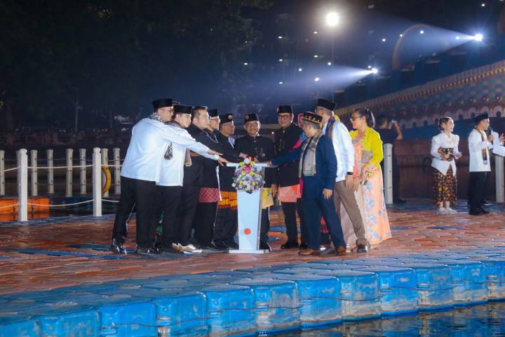 Festival Cisadane 2026 Masuk 125 Event Nasional, Kemenpar Beri Penghargaan Langsung ke Wali Kota Tangerang