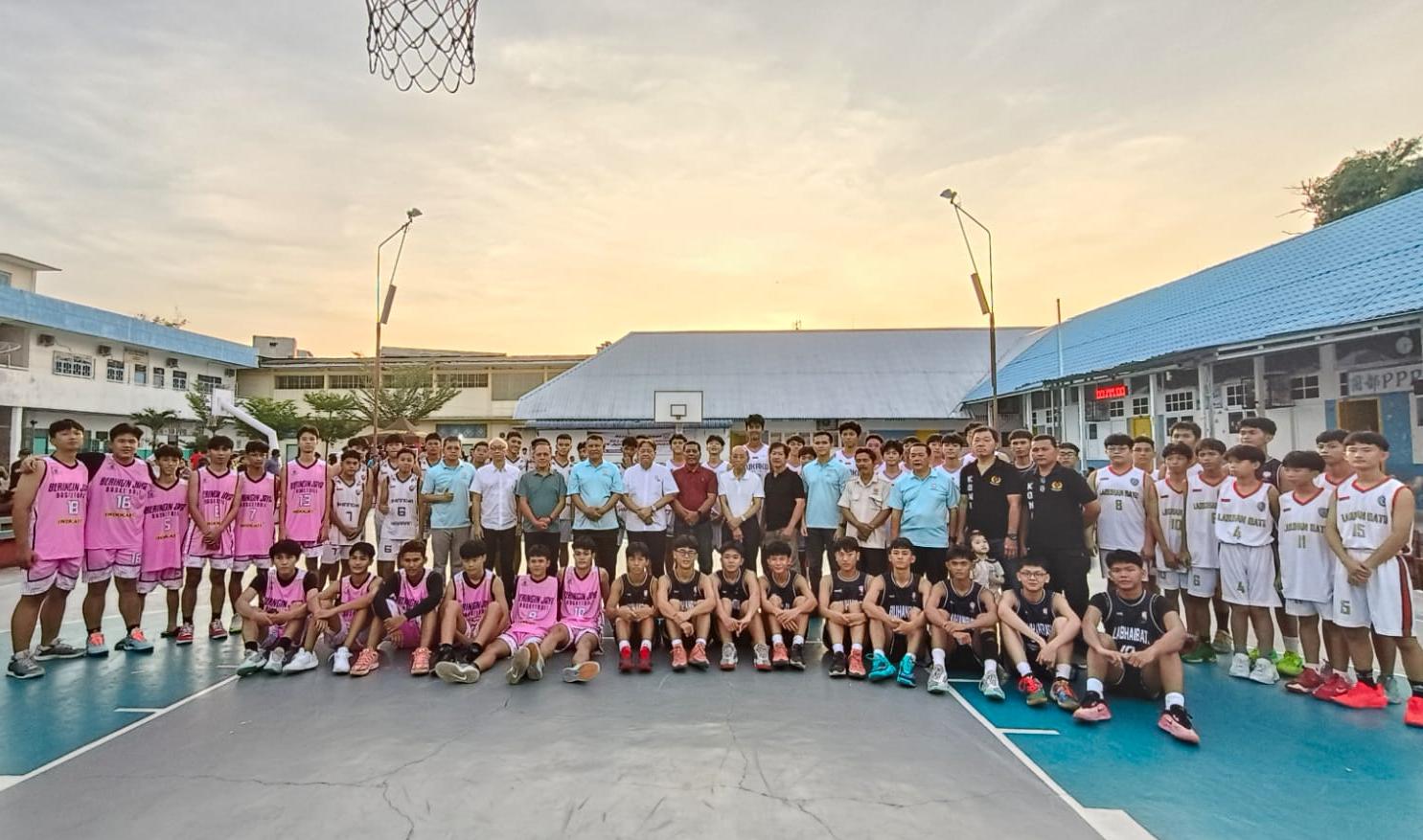 KONI Labuhanbatu Buka Turnamen Basket KU-17 Se-Sumut di Rantauprapat, Jadi Ajang Regenerasi Atlet Muda