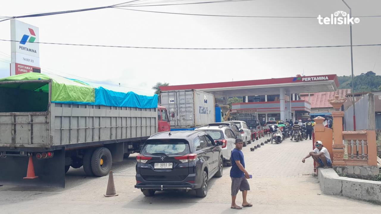 Sopir Antre Solar di SPBU Teratai Kendari Dipungut Retribusi Parkir Rp 5.000, Dishub Terbitkan Rekomendasi Resmi
