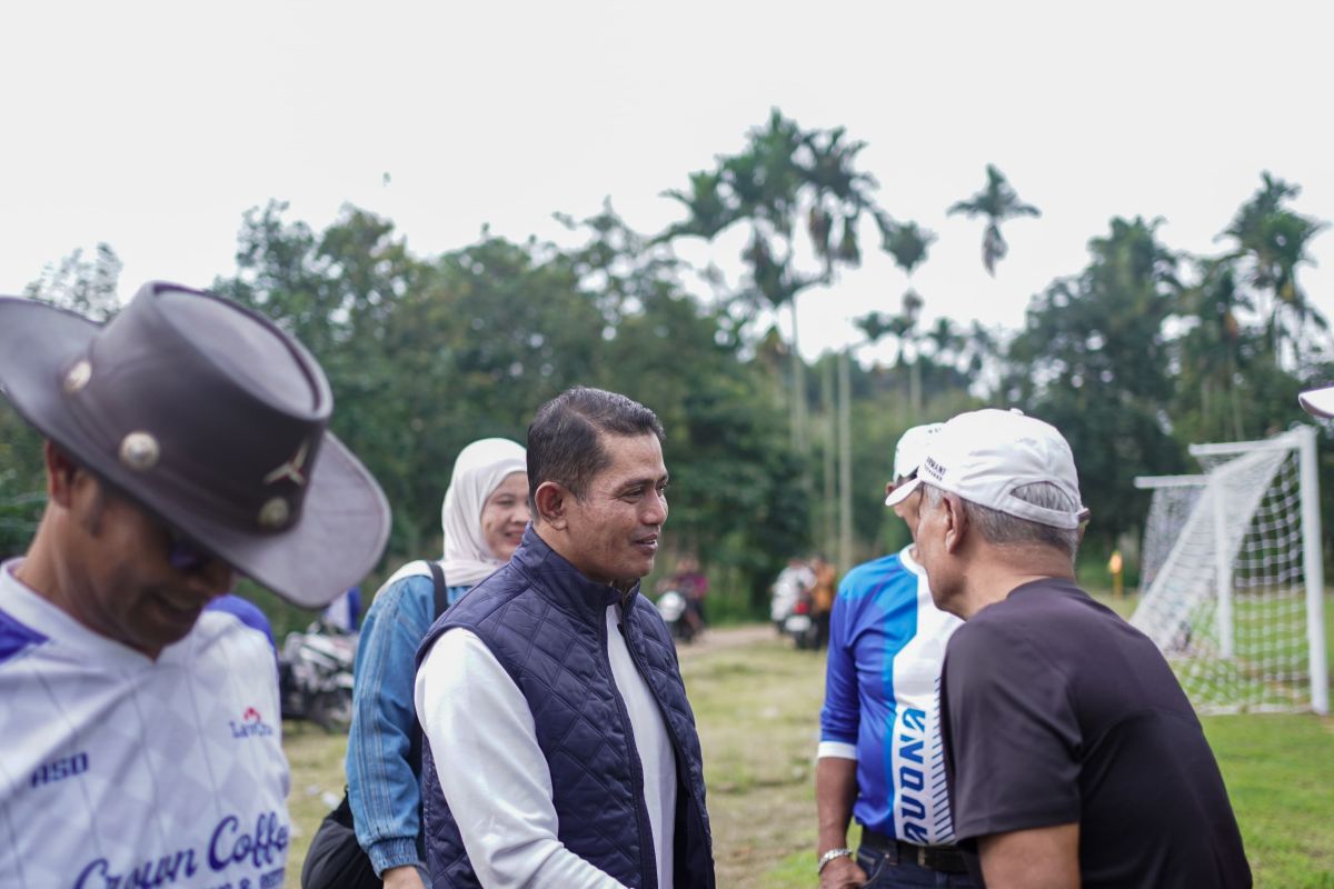 Bupati Solok Buka Turnamen Sepak Bola Antar Klub se-Sumbar, 8 Tim Bersaing Rebut Hadiah dari APBD Provinsi