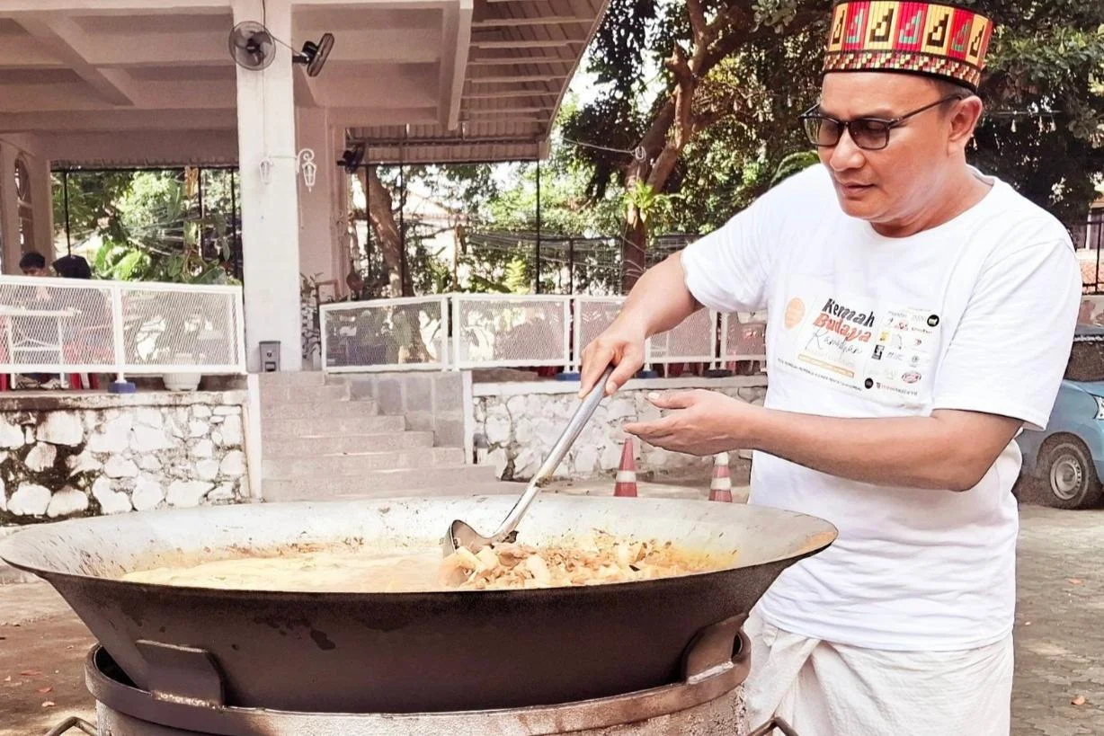 Kuah Beulangong Khas Aceh Kini Jadi Menu Andalan di Kedai Lampoh Kemang Jakarta, Dimasak Pakai Kayu Bakar