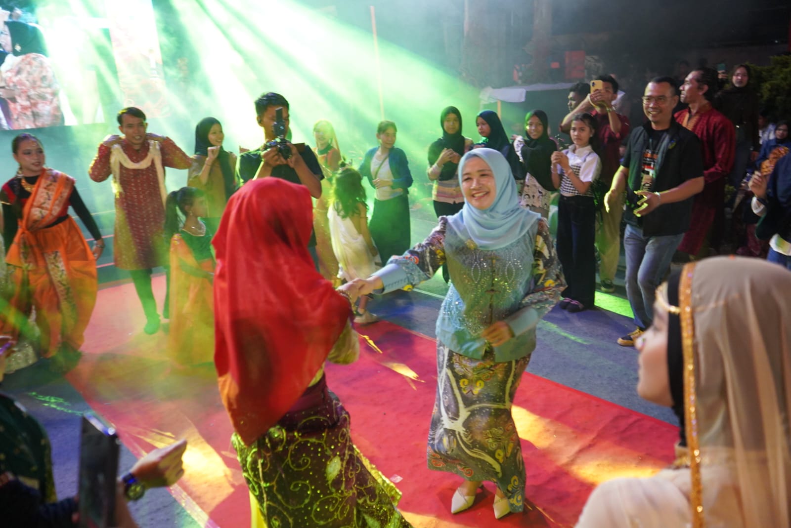 Hesti Haris: Festival Pusparagam Negeriku Bukti Jambi Mampu Sajikan Budaya Berkelas di Taman Budaya