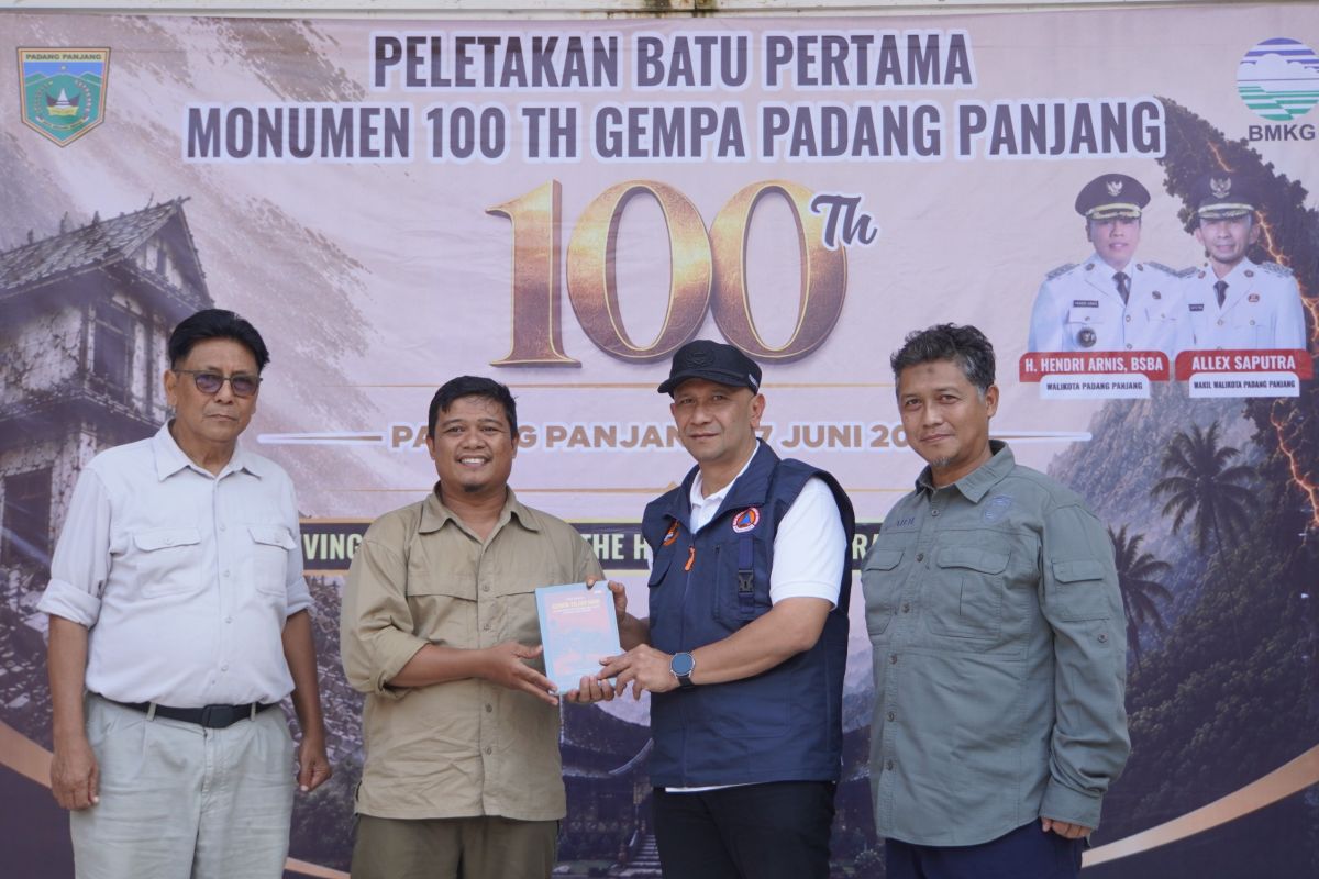 Seabad Gempa Padang Panjang 1926, Jurnalis Sumbar Luncurkan Buku 