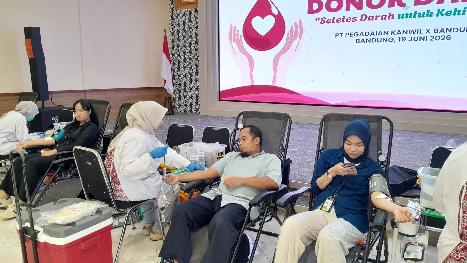Target 125 Pendonor, Pegadaian Kanwil X Jabar Gelar Donor Darah di Bandung untuk HUT ke-125
