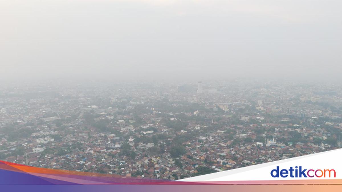 BPBD Sumsel Siapkan Rekomendasi Libur Sekolah Jika Asap Karhutla di Palembang Makin Pekat