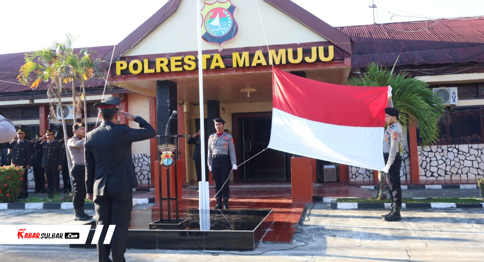 Personel Polresta Mamuju Berkomitmen Amalkan Nilai Pancasila dalam Tugas Sehari-hari, Ini Pesan Inspektur Upacara