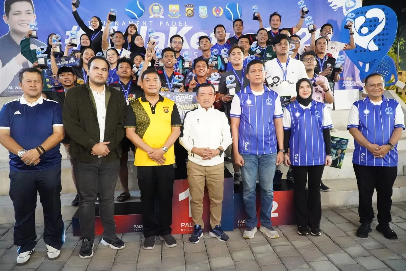 Gubernur Jambi Al Haris Resmi Tutup Turnamen Padel Piala Ketua DPRD, Targetkan Skala Lebih Besar Tahun Depan
