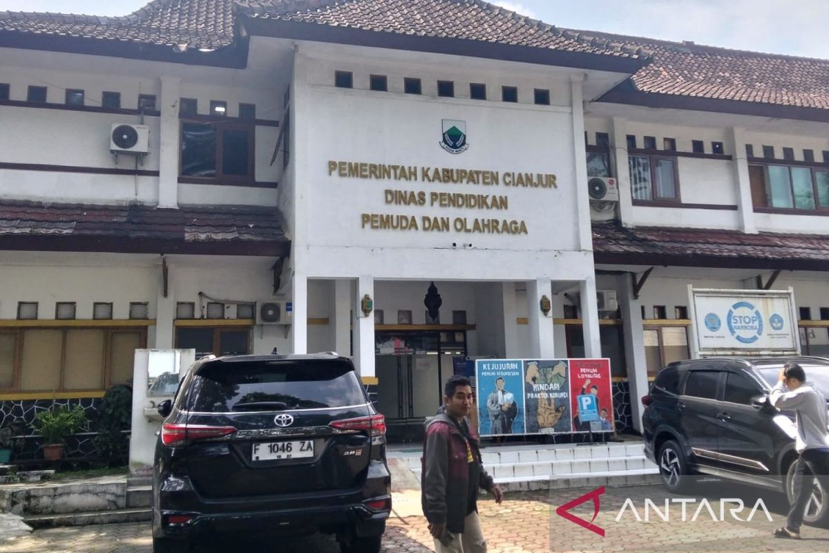 21 SMP di Cianjur Buka Penerimaan Murid Baru Secara Daring, Disdikpora Minta Orang Tua Tak Daftar di Hari Pertama