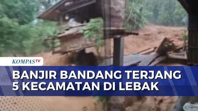 Banjir Bandang Terjang 5 Kecamatan di Lebak, Bangunan Kamar Santri Hanyut Terbawa Arus Sungai Cimaur