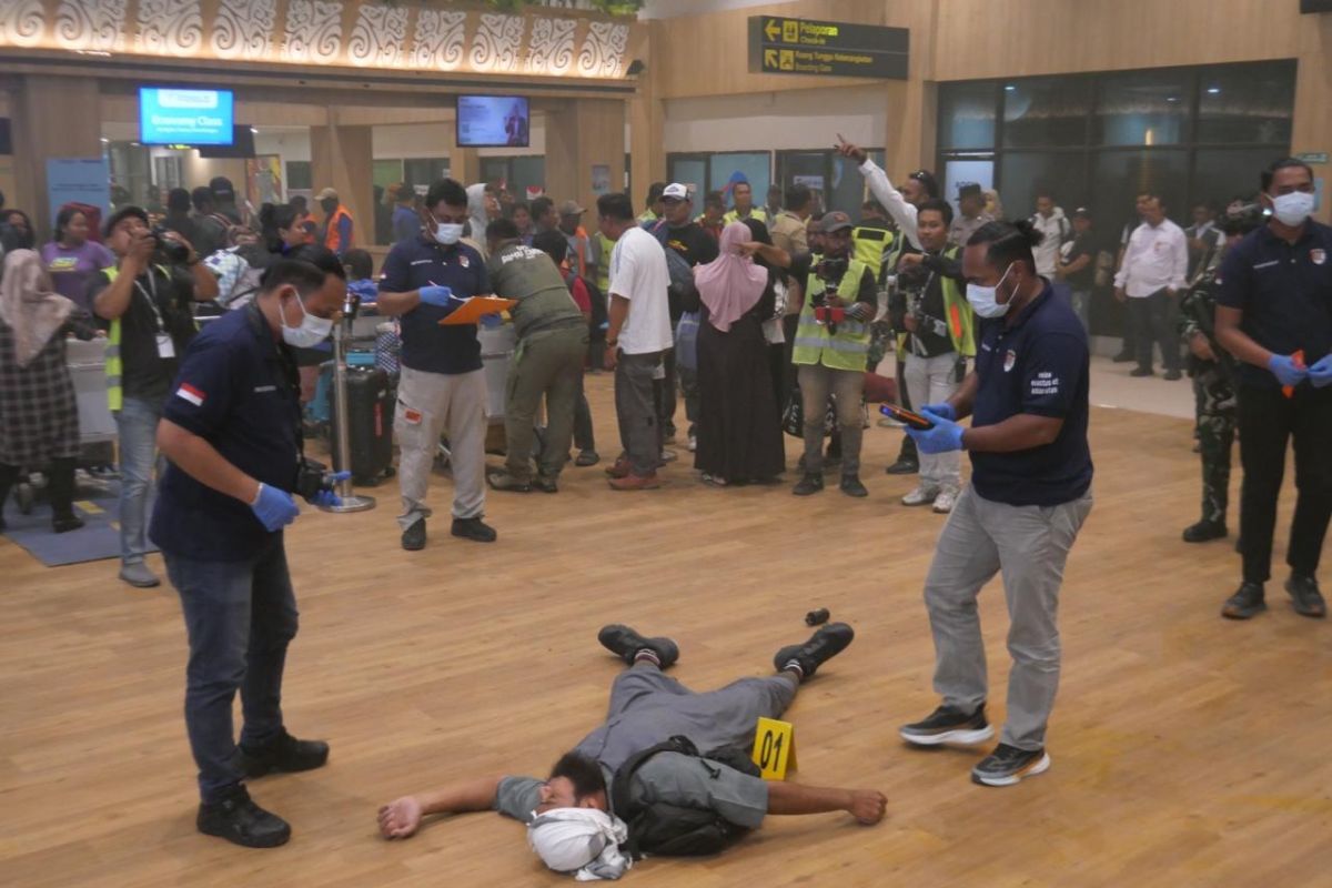 Bandara Sentani Gelar Latihan Darurat Besar-besaran, Simulasikan Kebakaran hingga Penyanderaan