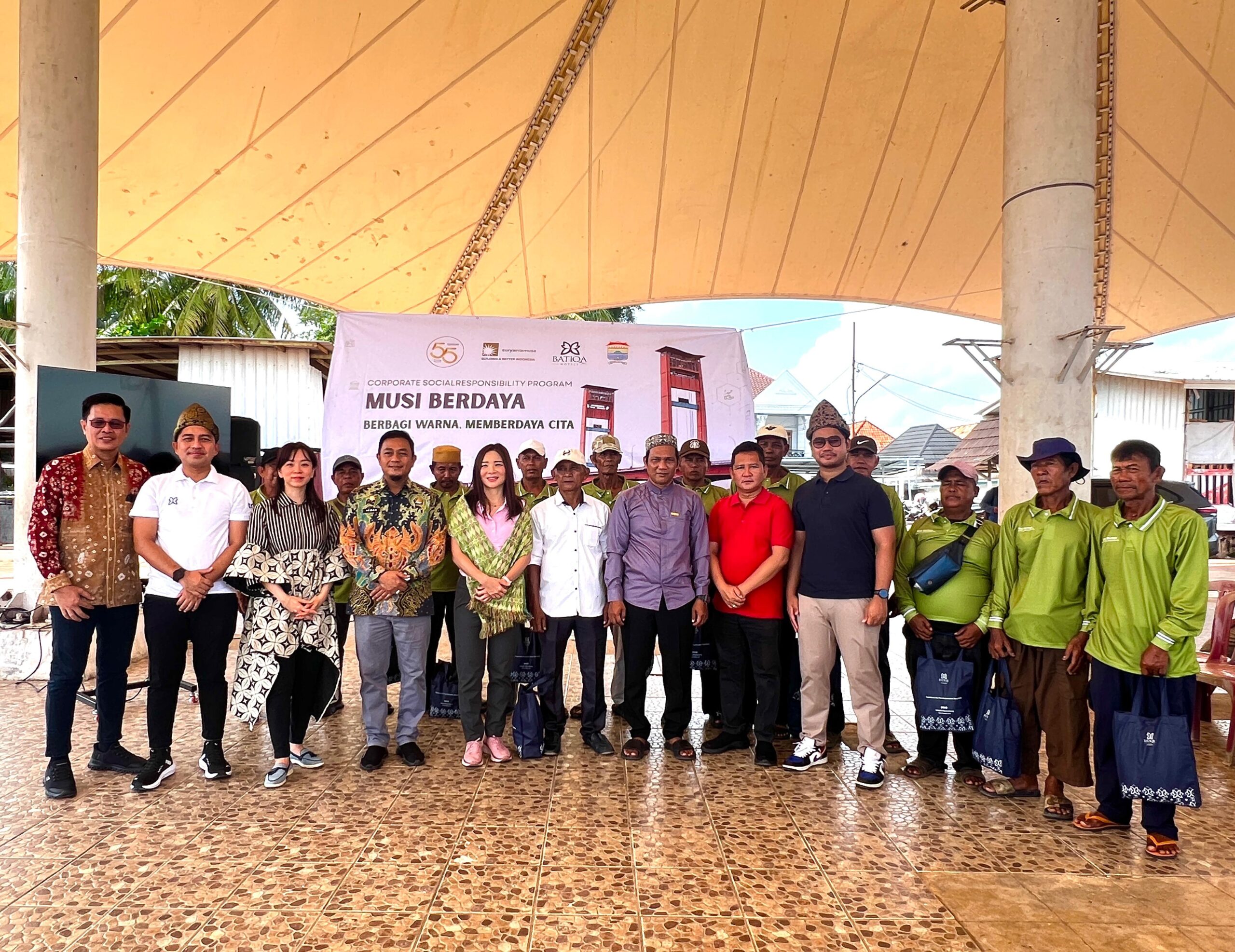 HUT ke-55 SSIA, 10 Perahu Ketek di Sungai Musi Dicat Ulang dan 50 Warga Palembang Dilatih Literasi Digital