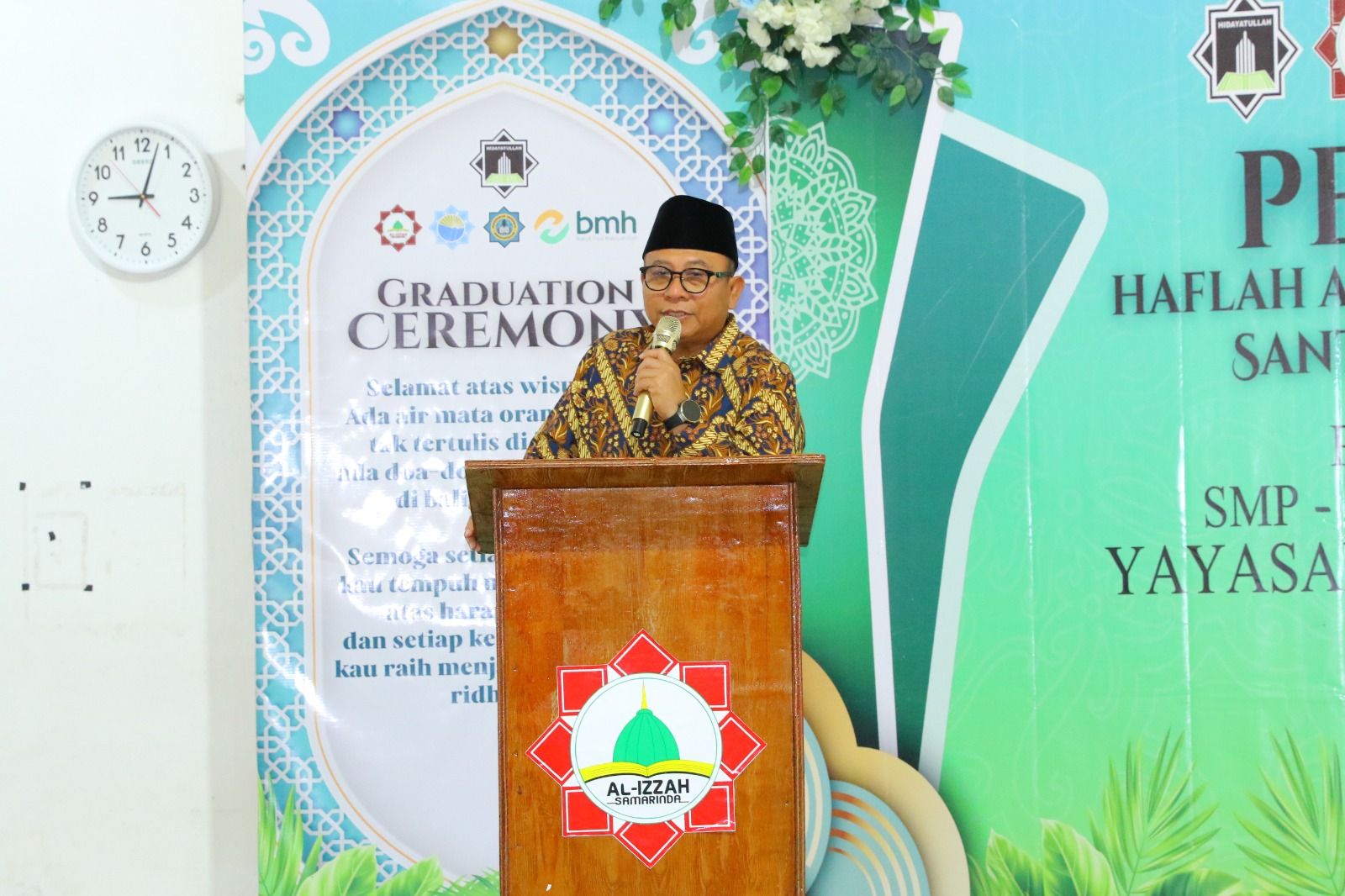 Wagub Samarinda Saefuddin Zuhri Lepas Wisudawan Tahfidz Al-Izzah, Tekankan Akhlak di Atas Hafalan