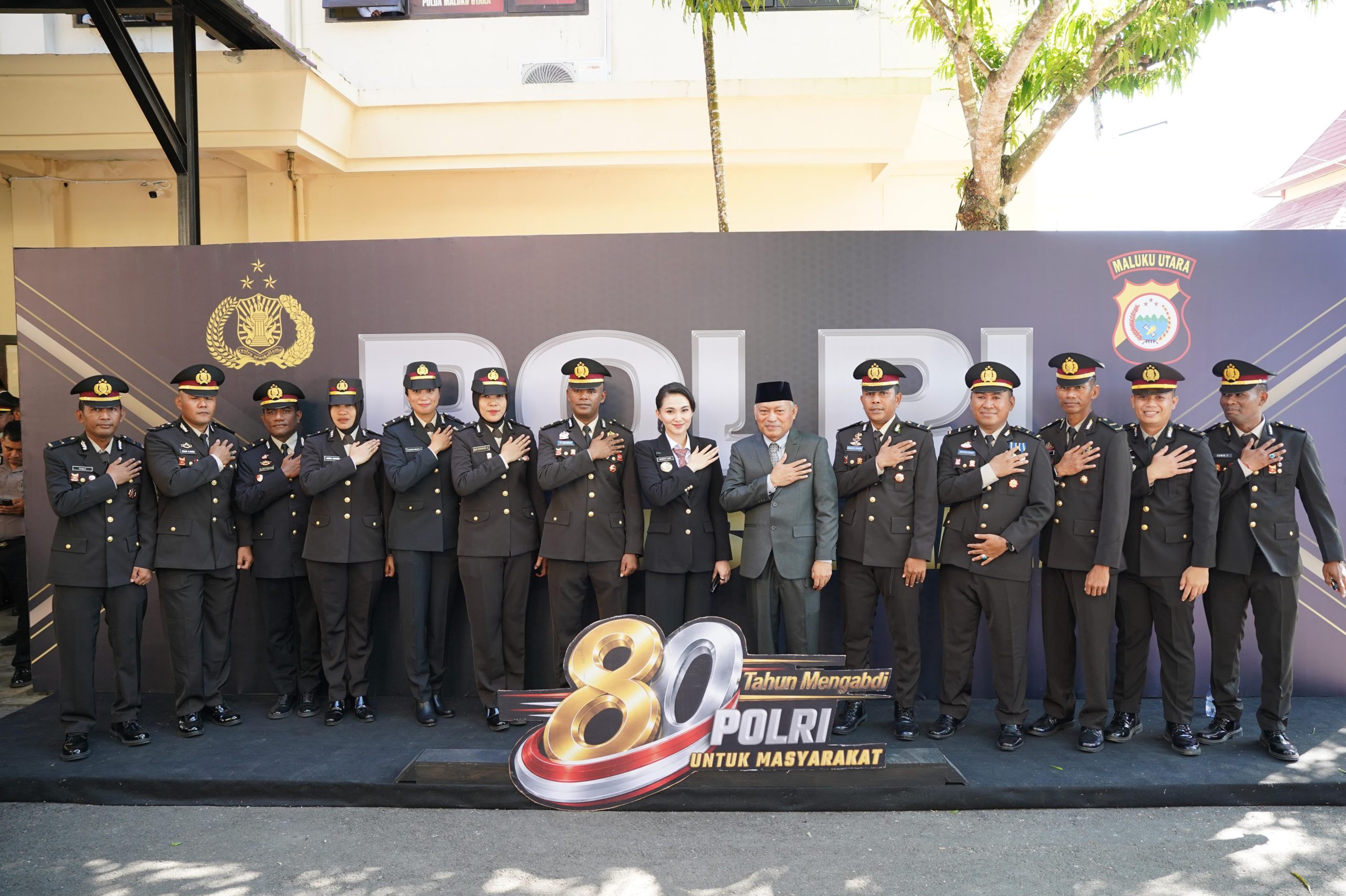Gubernur Sherly Tjoanda Apresiasi Sinergi Polda Malut di HUT Bhayangkara ke-80, Green House Hidroponik Diresmikan