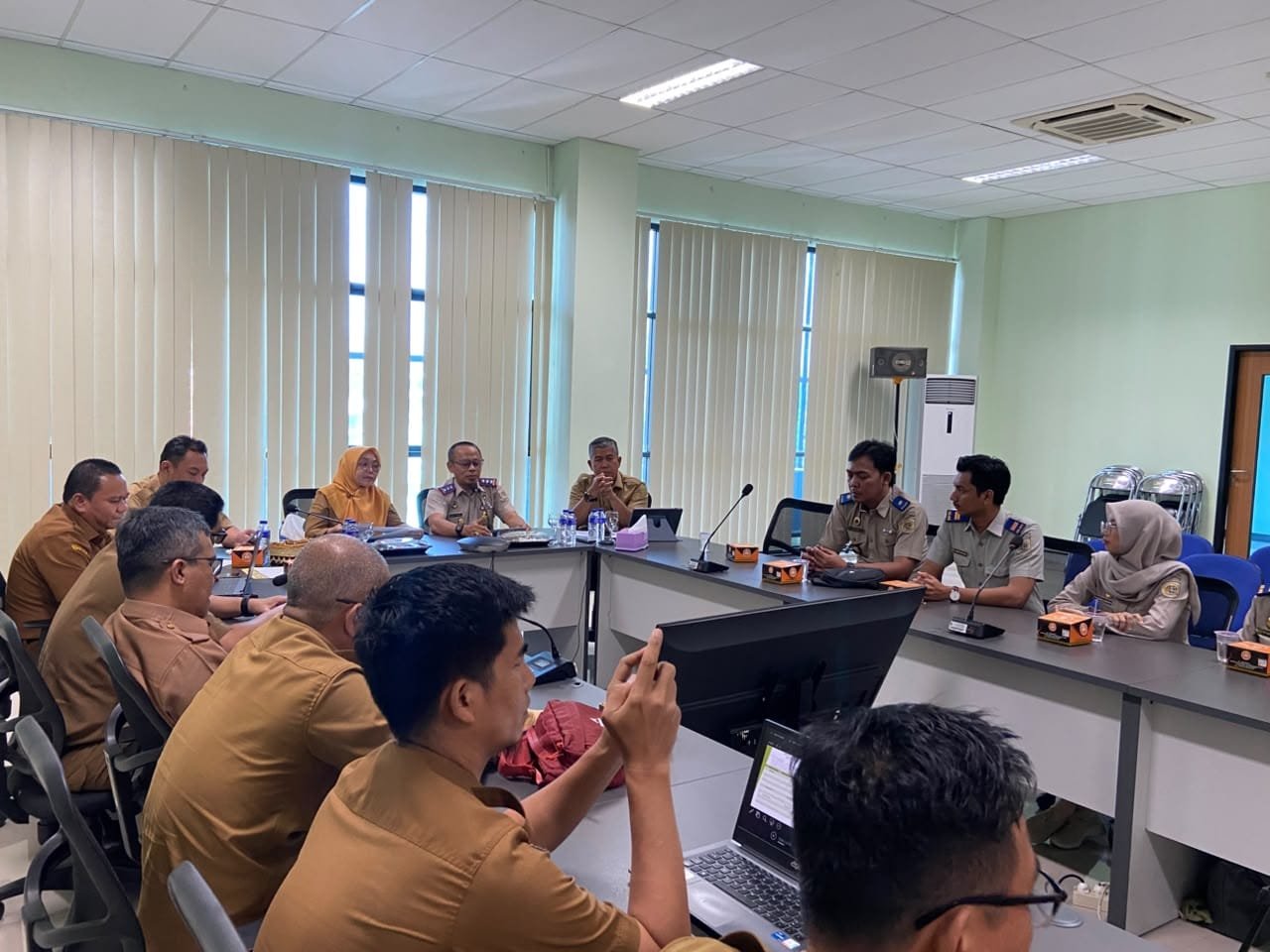 BPN Mesuji Serahkan Sertipikat Tanah Jalan Provinsi Lampung Ruas Brabasan-Wiralaga Sepanjang 29 Km