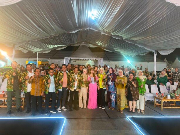 Palangka Raya Fair 2026 Dibuka, Ghea Indrawari Hibur Ribuan Warga di Malam Perdana