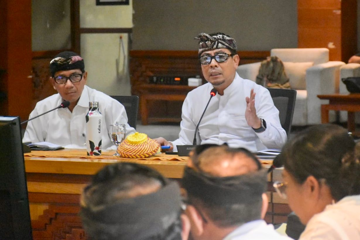 Pemkot Denpasar Targetkan 75 Ribu Bag Komposter Tersalur ke Masyarakat Akhir Juni 2026 untuk Atasi Sampah Sungai