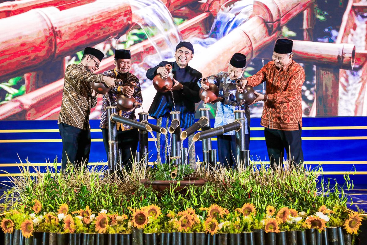 Fajar 2026 Resmi Dibuka di Semarang, Targetkan Rantai Industri Halal Jateng Tembus Pasar Timur Tengah