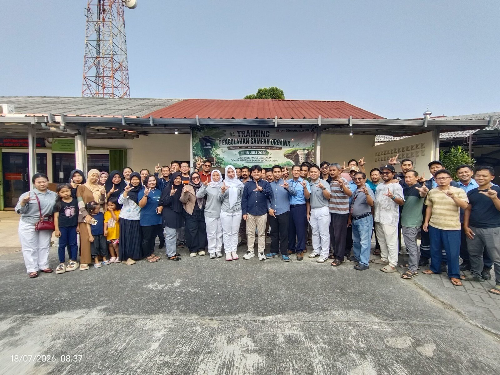 PT Indah Kiat Tangerang Ajak Warga Olah Sampah Organik dengan Biopori dan TEBA, Target Kurangi Timbunan di TPA
